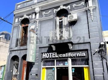 Hotel · 276m² · 10 Ambientes · Hotel en Calle Corrientes a 100 m de Terminal de Colectivos