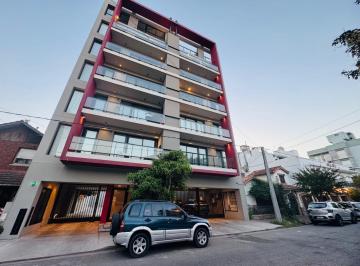 Departamento · 58m² · 2 Ambientes · Departamento en Castelli 1900 de Dos Ambientes con Cochera en Alquiler