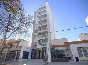 Departamento · 60m² · 3 Ambientes · Excelente 3 Ambientes con Parrilla en El Centro de San Martin