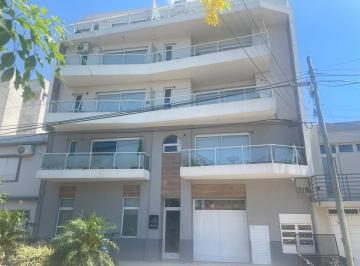 Garage · 18m² · Cochera Rafaela Castellanos Céntrica Portón Automático Fácil Acceso