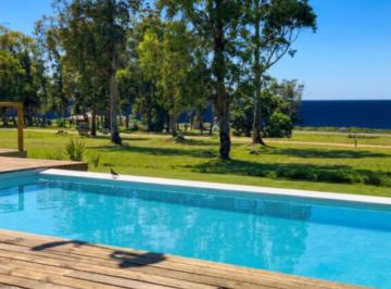 Casa · 250m² · 5 Ambientes · 2 Cocheras · Alquiler de Verano Casa en Eden Rock José Ignacio