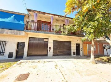 Casa · 160m² · 5 Ambientes · 1 Cochera · Venta - Casa 3 Dorm. con Cochera - Matheu Zona Sur - Apta Credito