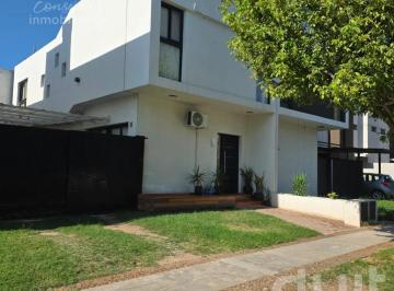 PH · 45m² · 5 Ambientes · 1 Cochera · Oportunidad Duplex 3 Dorm. Claros del Bosque