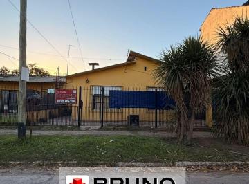 Casa de 3 ambientes, Merlo · Venta de Casa + Departamento en Merlo