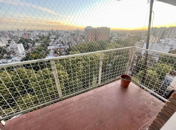 Departamento 3 Ambientes en Venta, Coghlan, Villa Urquiza, Piso 14 con Balcón. Opcional Cochera