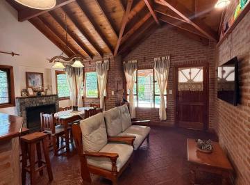 Casa · 80m² · 3 Ambientes · 1 Cochera · Casa Tipo Chalet Amoblada en Mar de Las Pampas en Venta