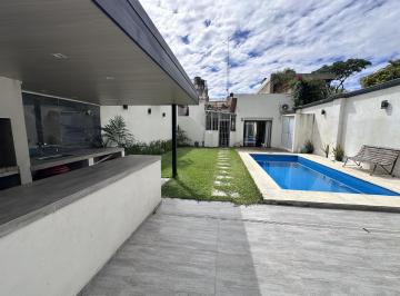Casa · 311m² · 6 Ambientes · 1 Cochera · Venta Casa en Barrio España y Hospitales
