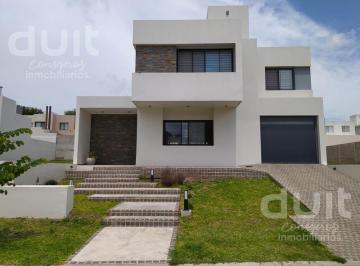 Casa · 270m² · 7 Ambientes · 2 Cocheras · Riberas de Manantiales - Recibo Menor! Pileta, 4 Dor, Asador con Galeria!