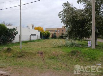 Terreno · 360m² · Venta - Terreno en Esquina - Roldán