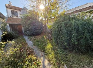 PH · 103m² · 4 Ambientes · 2 Cocheras · Venta Casa en Lote Propio a Refaccionar