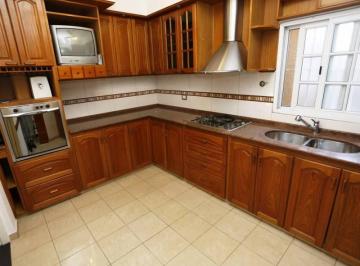 PH · 160m² · 5 Ambientes · Oportunidad! Impecable PH en Venta