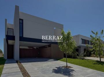 Casa · 243m² · 5 Ambientes · 2 Cocheras · Casa Venta 3 Dorm. Barrio Carpinchos Lote de 507 m² Nordelta, Tigre