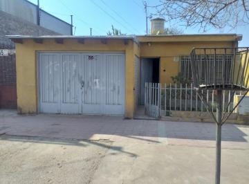 Casa de 5 ambientes, Godoy Cruz · Venta/alquiler