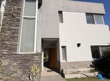 Casa · 213m² · 4 Ambientes · 2 Cocheras · Venta Casa en Barrio Privado Santa Clara, 4 Amb Vista Al Lago