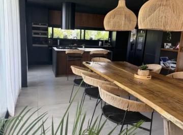 Casa de 5 ambientes, Esteban Echeverría · Propiedad a La Venta en Barrio La Horqueta de Echeverria
