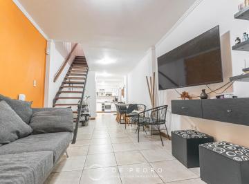 PH · 95m² · 3 Ambientes · PH en Villa Primera