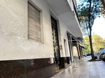 Departamento de 4 ambientes, Recoleta · Departamento en Venta, 4 Ambientes con Dependencia de Servicio