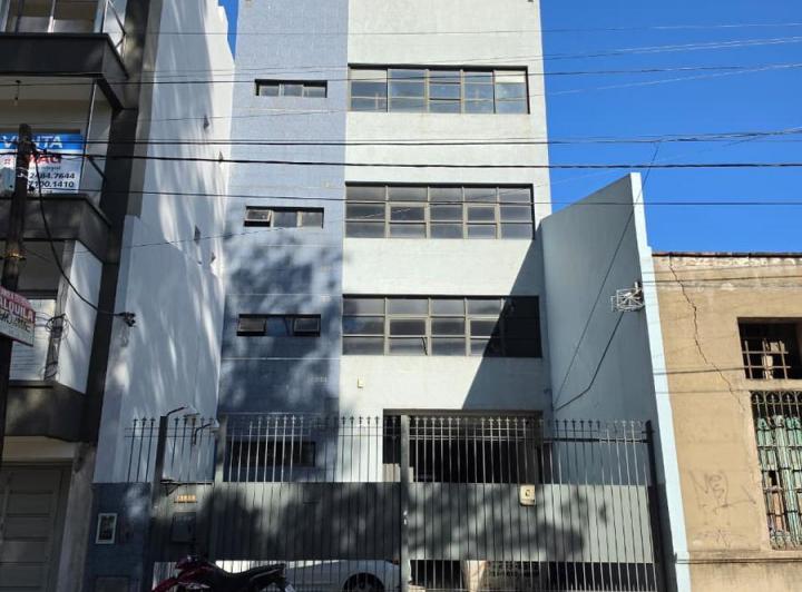Depósito · 900m²