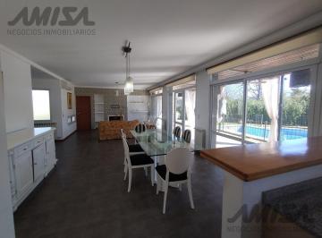 Casa · 143m² · 3 Dormitorios · 2 Cocheras · Casa en Cadaqués, Funes Hills, de 3 Dorm., 3 Baños, Piscina.