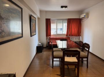 Departamento · 75m² · 3 Ambientes · Amplio Depto 2 D Amoblado