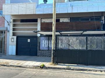 Garage , Lanús · ¡Cochera Cubierta en Muy Buena Ubicación!