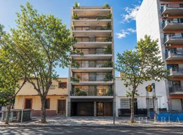 Terreno · 80m² · Terreno en Venta 80 m² Sobre Av Jujuy en Parque Patricios - 1.200 m² Vendibles