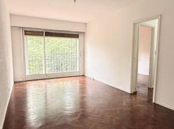 Departamento de 4 ambientes, Flores · Flores - 4 Amb - Lindo - Grande - Luminoso. Oportunidad! U$s 125.000.