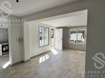 Casa · 80m² · 3 Ambientes · 1 Cochera · Venta Duplex La Fernanda Pilar Apto Credito
