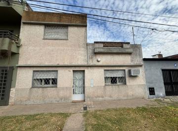 Casa · 103m² · 5 Ambientes · Casa en Venta 3 Dorm. Barrio Matheu