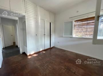 Casa · 70m² · 3 Ambientes · 1 Cochera · Exc Chalet 3 Amb en Una Planta