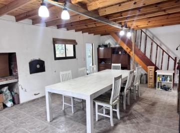 Casa · 56m² · 4 Ambientes · 4 Cocheras · Casa Quinta en Villa Garibaldi
