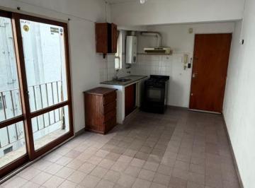 Departamento · 40m² · 2 Ambientes · Departamento de 1 Dormitorio en Alquiler, Cercano Al Bosque