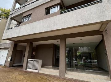 Departamento · 40m² · 2 Ambientes · Departamento de 1 Dormitorio en Alquiler con Balcon Frente a Plaza Malvinas