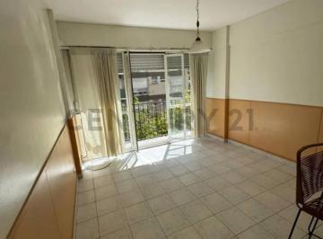Departamento · 28m² · 1 Ambiente · Monoambiente Al Frente C/balcon Frances en Zona Plaza Colon, Mar del Plata