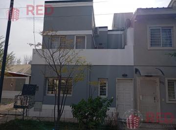 PH · 77m² · 3 Ambientes · Vende Dúplex en Calle Pehuenches Al 1000