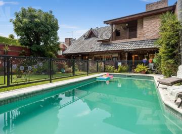 Casa · 315m² · 5 Ambientes · 4 Cocheras · Casa en Venta | 5 Ambientes | Piscina | Quincho | Gran Oportunidad | Ituzaingo Norte