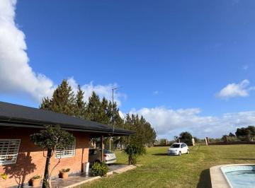 Casa · 100m² · 2 Dormitorios · 3 Cocheras · Casa en Los Talas