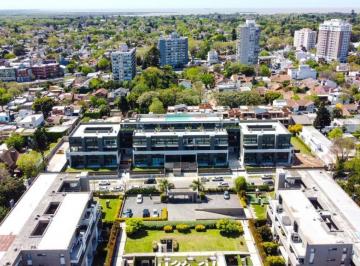 Departamento · 92m² · 3 Ambientes · 1 Cochera · Venta Departamento 2 Ambientes, Escritorio y Balcón con Parrilla