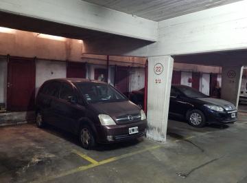 Garage · 10m² · Cochera en Recoleta