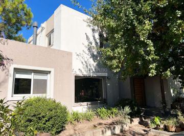 LHP-LHP-3294_2 · Casa en Venta 3 Dorm. con Pileta - Santa Catalina Villanueva