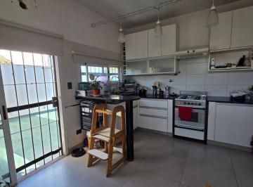 PH · 56m² · 3 Ambientes · Venta PH Independiente 3amb Quilmes Gran Terraza