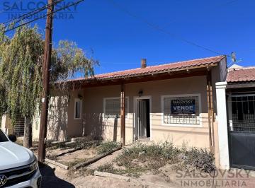 Casa · 115m² · 4 Ambientes · Casa en Venta de 3 Dorm. en Puerto Madryn