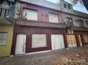PH · 98m² · 4 Ambientes · 1 Cochera · Venta PH en Villa Luro