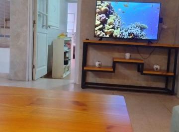 Departamento · 95m² · 4 Ambientes · 1 Cochera · Alquiler de Duplex en La 6ta Seccion
