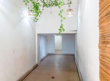 Local comercial · 32m² · Local en Venta Corrientes y Pellegrini