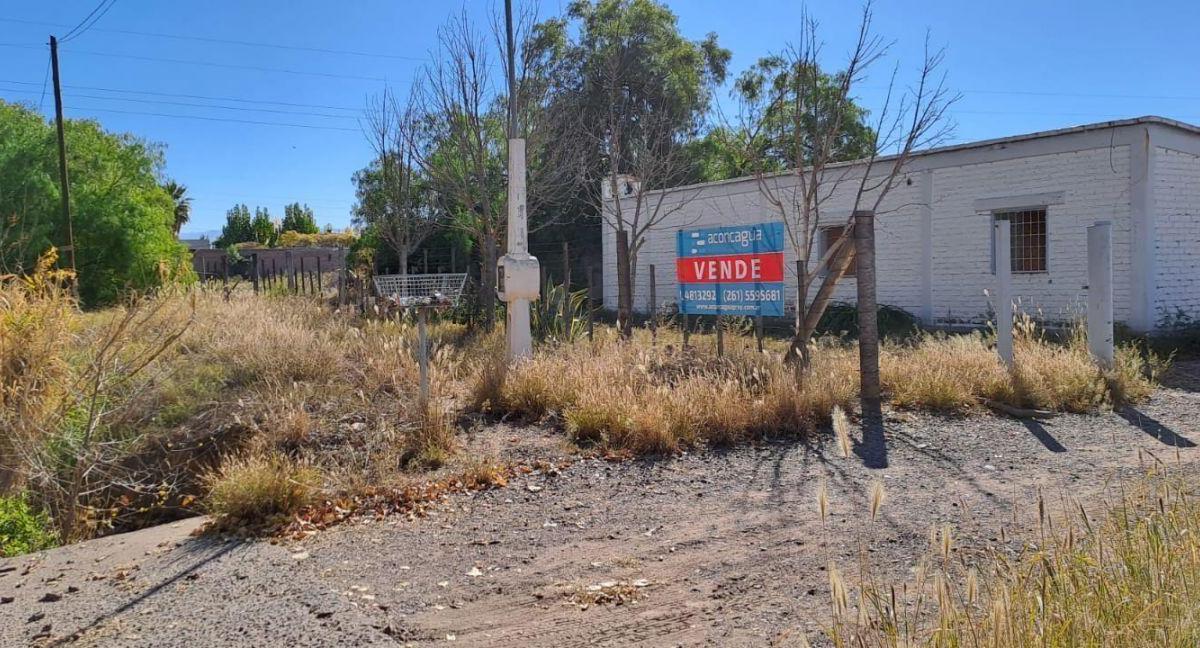 Videla Aranda . Entre Laprida y Pablo pescara, Cruz de Piedra, Mendoza