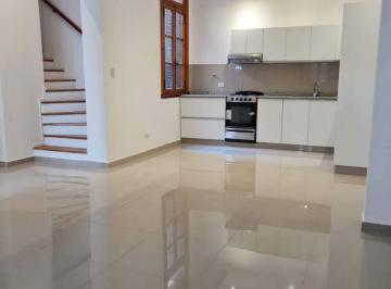 Casa de 4 ambientes, Flores · Juan Jose Naon 916, Caba/ Casa Lote Propio 4 Ambientes/ Patio/ Terraza/ a Estrenar / U$s 190.000