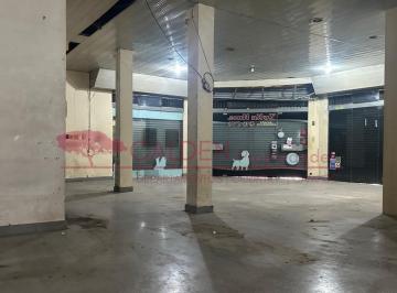 Local comercial · 118m² · 2 Ambientes · Local/galpon Mariano Moreno 5698, Caseros
