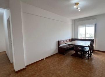 Departamento · 55m² · 3 Ambientes · Venta Depto 3 Amb Avellaneda Piso Alto Luminoso