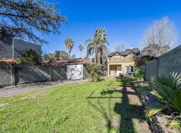 Casa · 180m² · 3 Ambientes · 1 Cochera · Casa Chalet en Venta en Benavidez, Tigre, G. B. a. Zona Norte